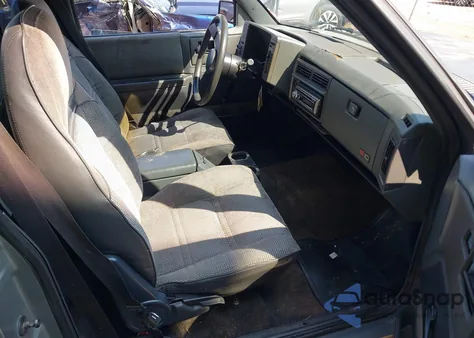 1991 Chevrolet S Truck S10 from USA, damaged, VIN 1GCCS14Z5M0186422